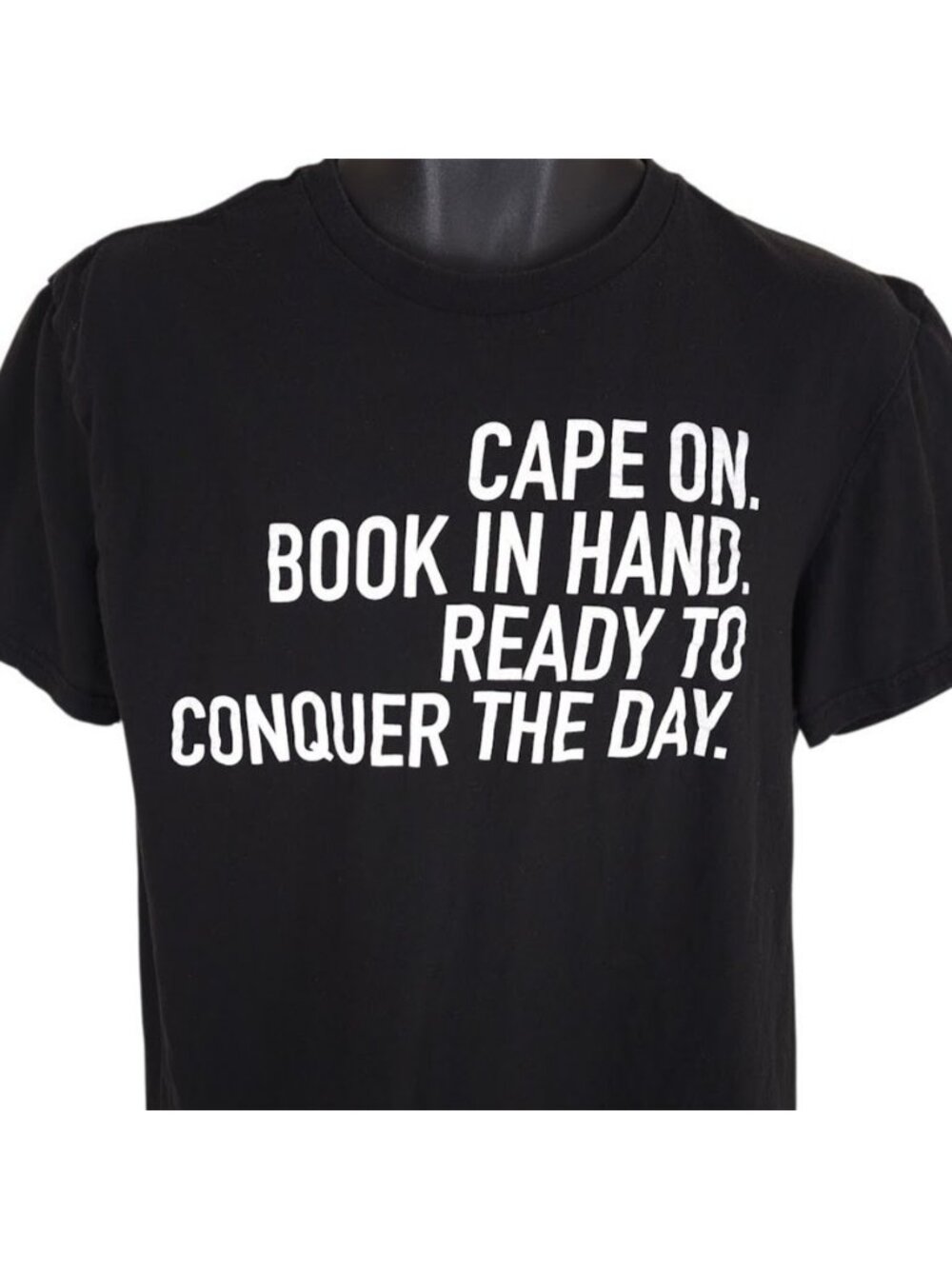 Reading T Shirt Mens Size Large Black Cape On Book In Hand Conquer The Day